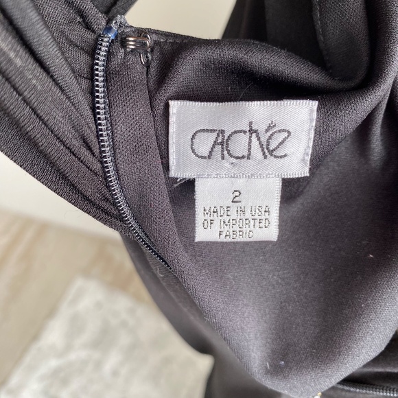 Cache full length black backless gown with rhinestone brooch - Size 4 - Picture 13 of 16